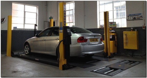 BMW MOT Testing in Reading at Grosvenor Motor Company