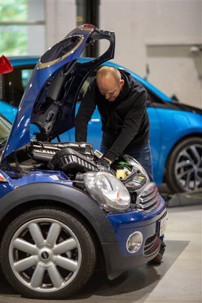 Mini Servicing at Grosvenor BMW